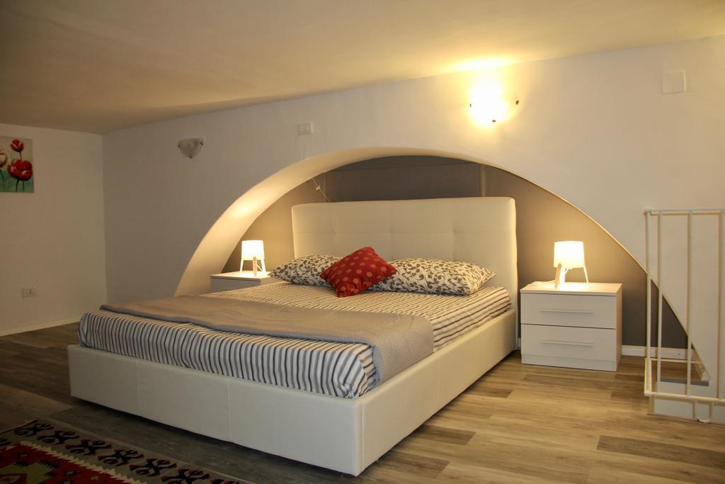Vittoria Apartment Catane Extérieur photo